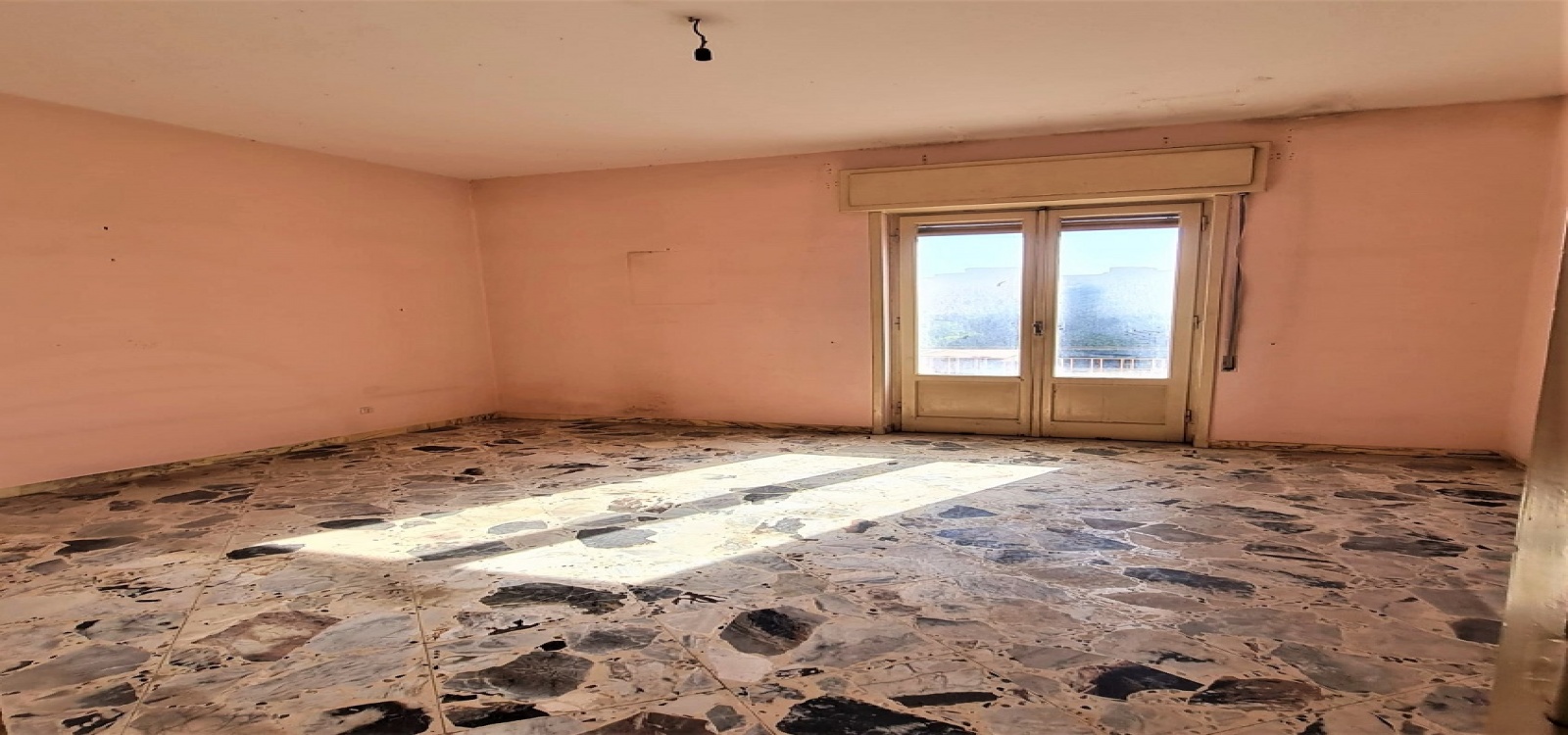 via torino,Appartamento,via torino,2722