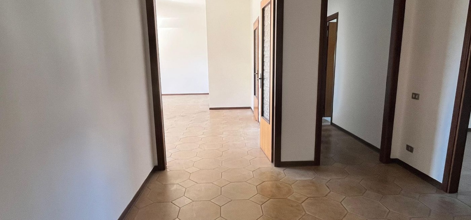 VIA C.FORLANINI,Appartamento,2905