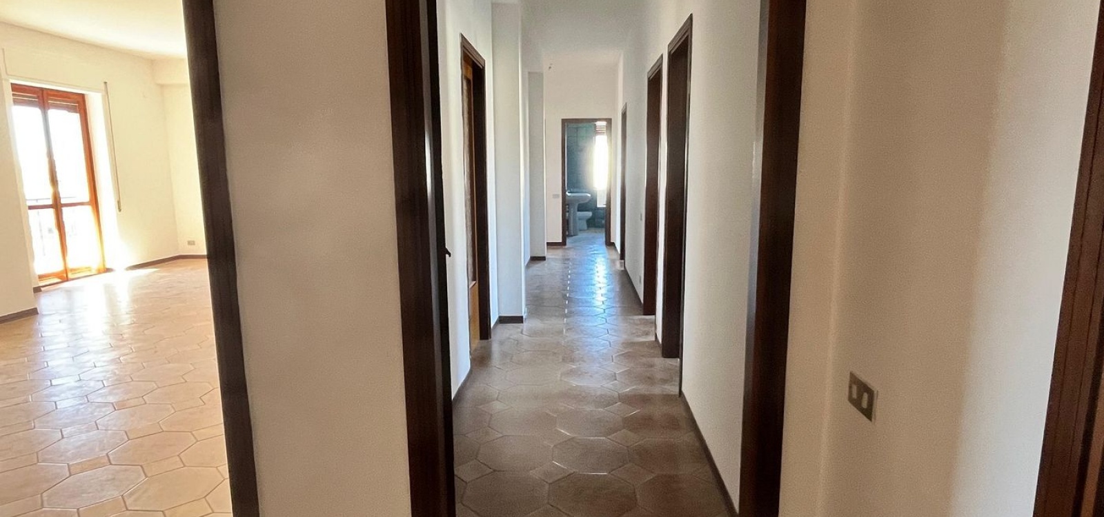 VIA C.FORLANINI,Appartamento,2905