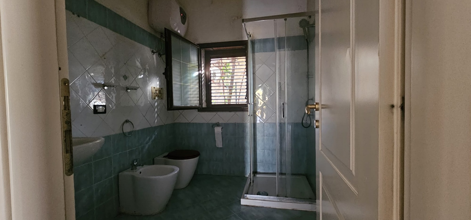 TREMILIA,Villa,TREMILIA,2996